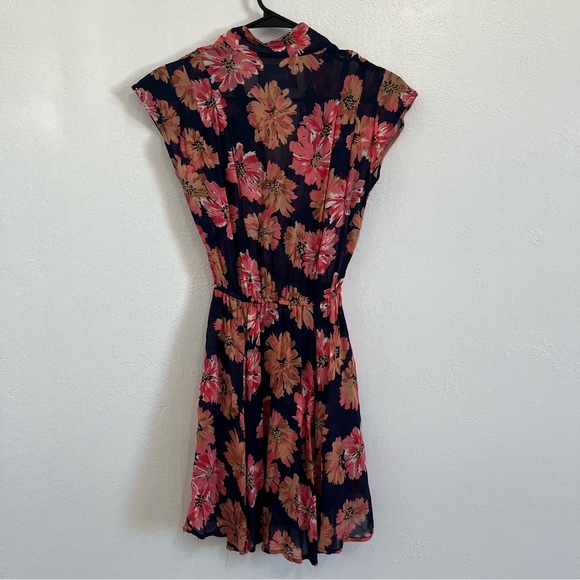 Reformation Navy and Pink Sheer Viscose Floral Mini Dress Size 0 - Picture 8 of 8